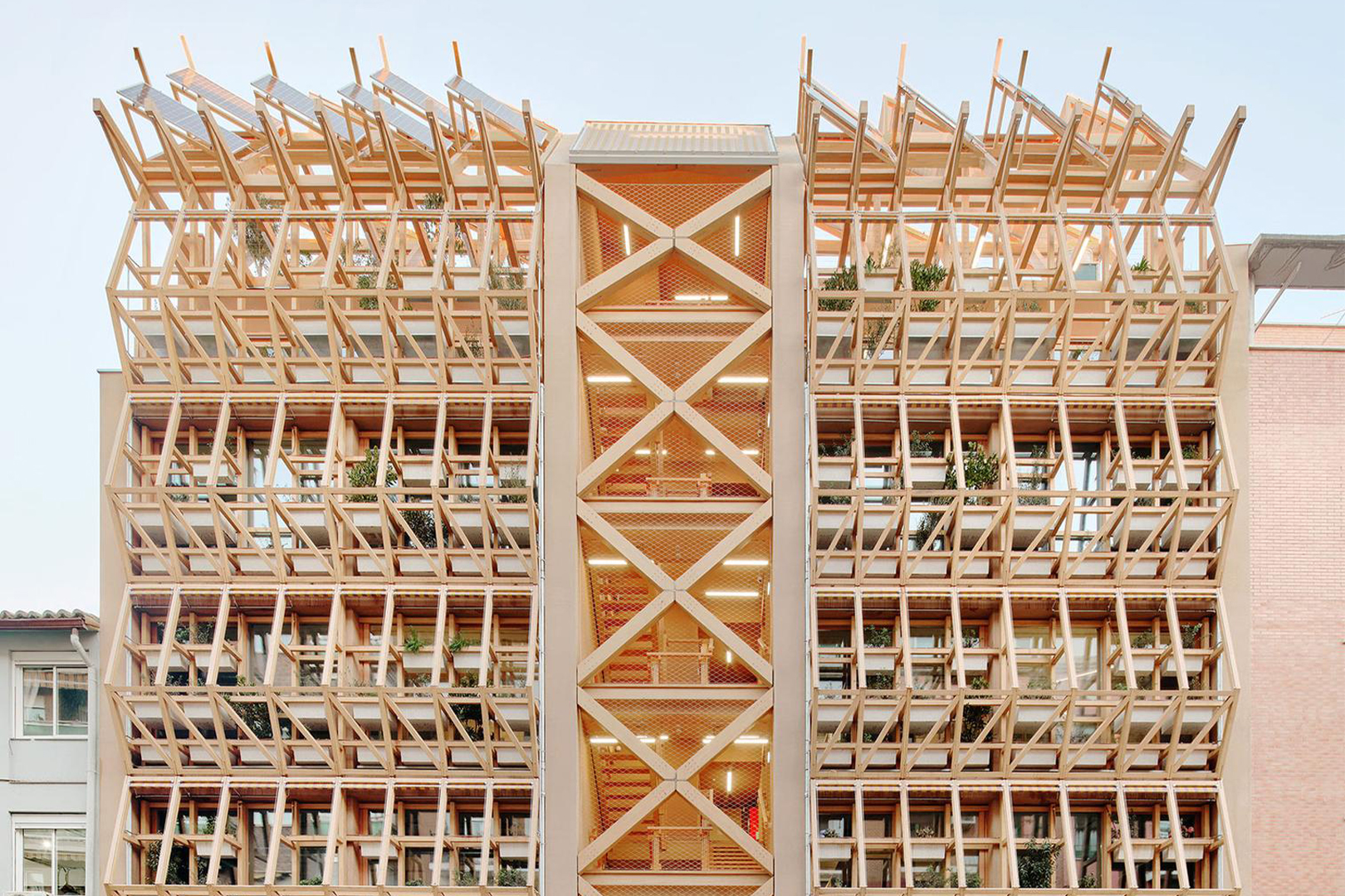 Elii and Husos arquitecturas, Building for Infinito Delicias, Madrid, Spanje, 2025