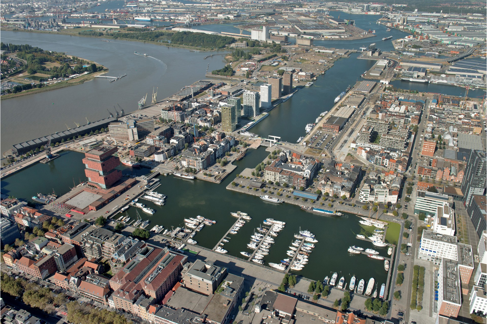 Het eilandje vanuit de lucht. Foto: AG Vespa