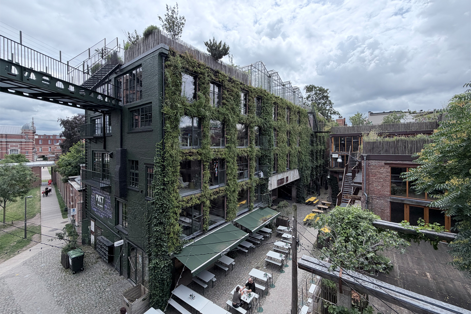 PAKT, duurzame herontwikkeling oude pakhuizen. Foto: Albert Herder