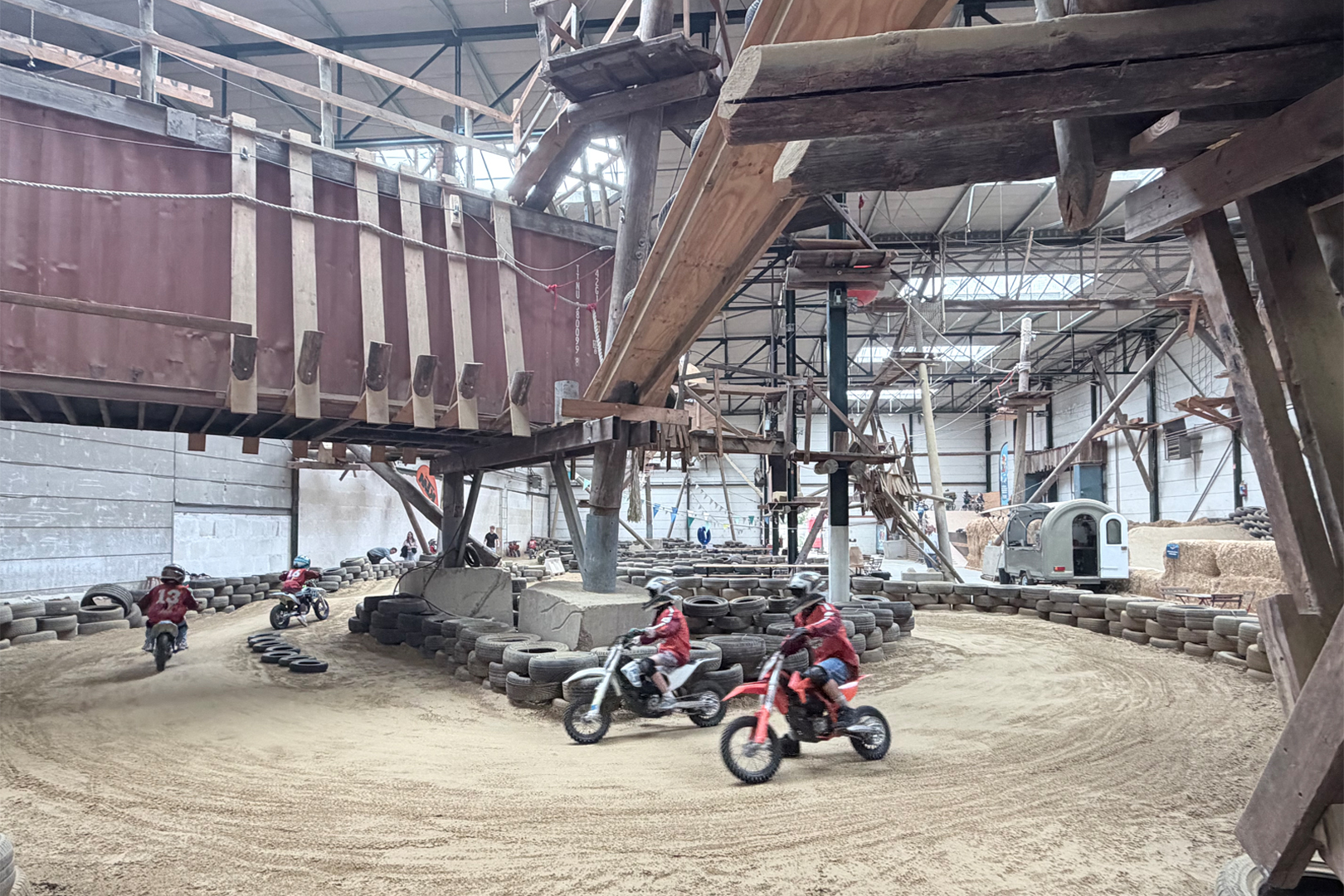 Bij de Vroemfabriek kun je terecht voor vrij rijden. Foto: Albert Herder