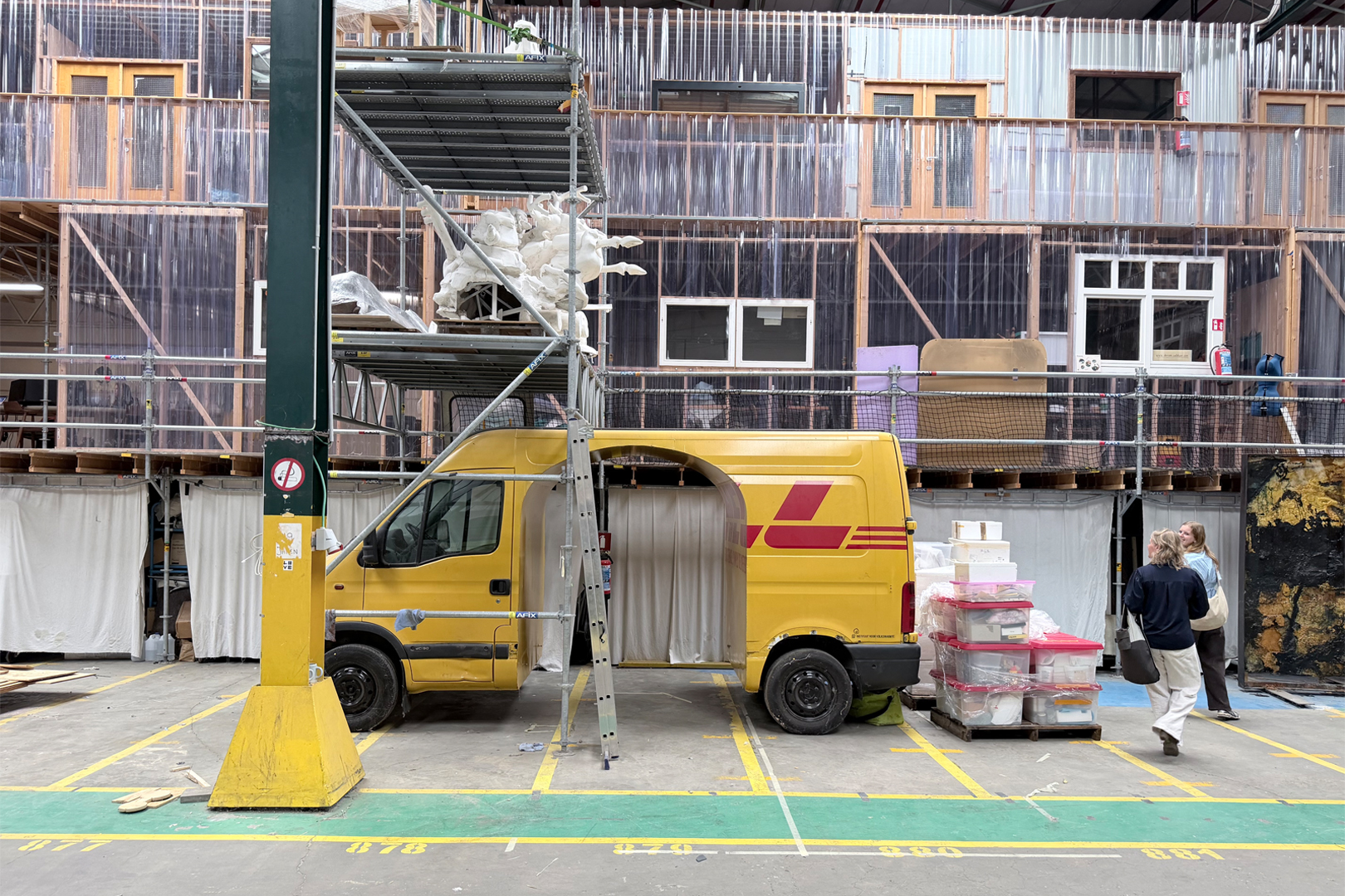 De fabriekshallen worden regelmatig ingezet voor theater, dans en multidisciplinaire kunsten. Foto: Albert Herder