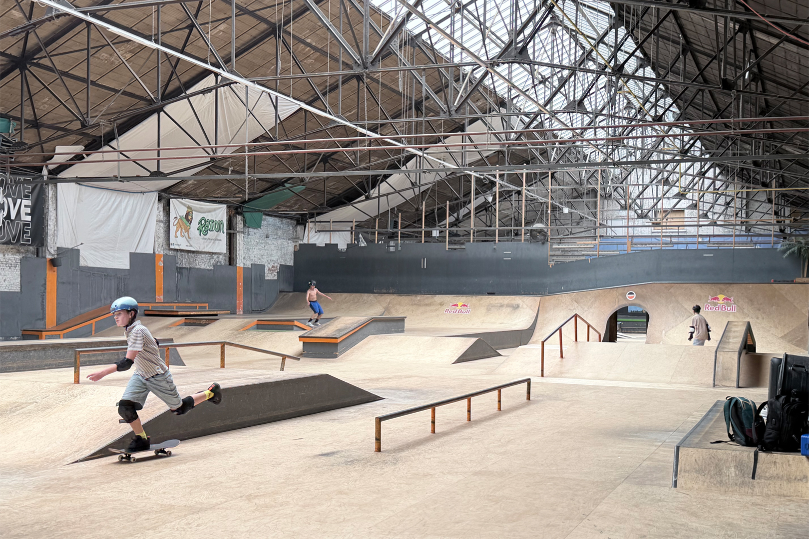 Skate Depot, een streetpark van meer dan 1500m² voor skaters. Foto: Albert Herder